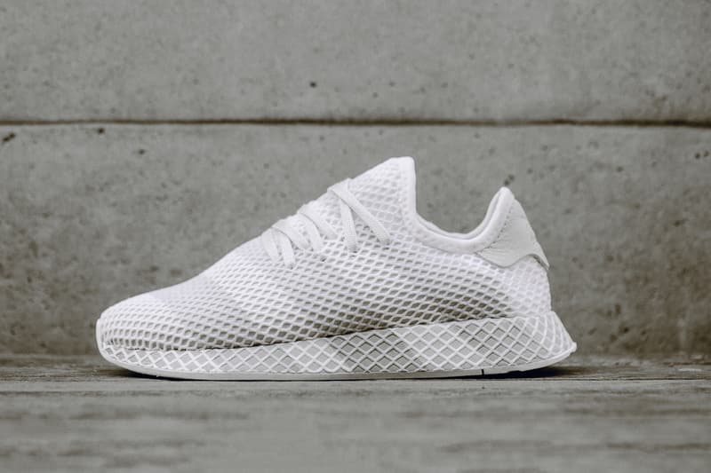 adidas Consortium Deerupt Sneaker Grey/White Striped Runner Shoe Silhouette