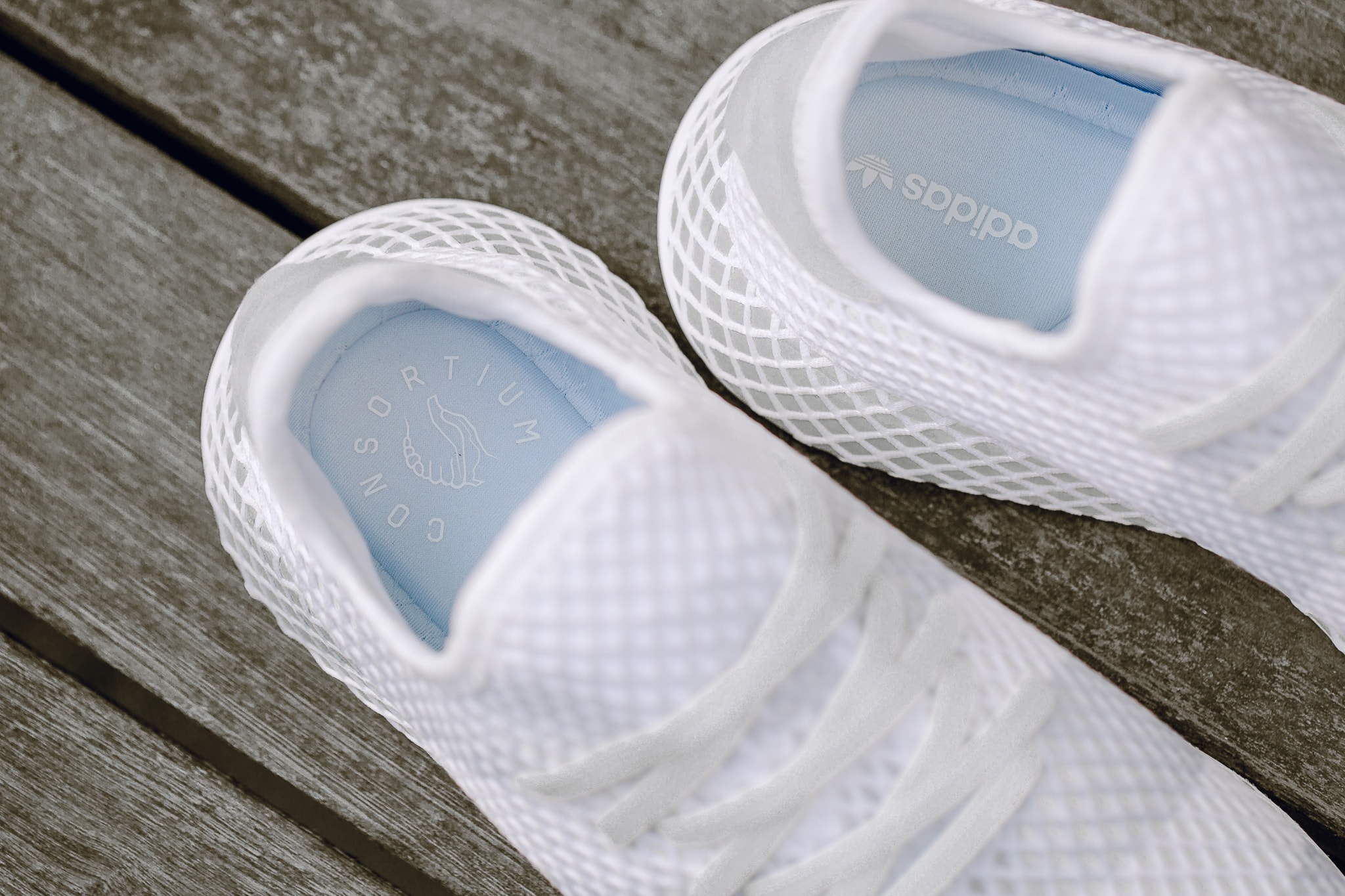 adidas Consortium Deerupt Sneaker Grey/White Striped Runner Shoe Silhouette