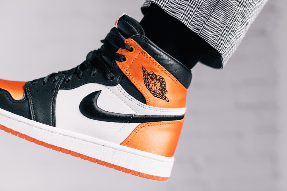 Air Jordan 1 Satin Shattered Backboard Closer Look