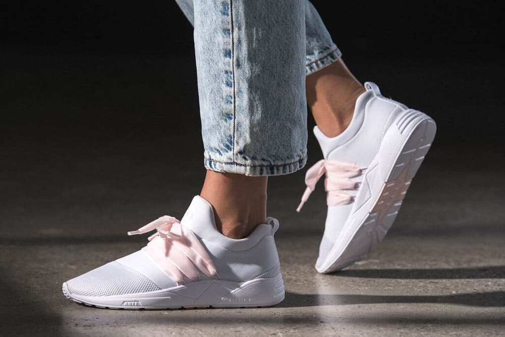 ARKK Copenhagen Raven Mesh Velvet White Soft Rose