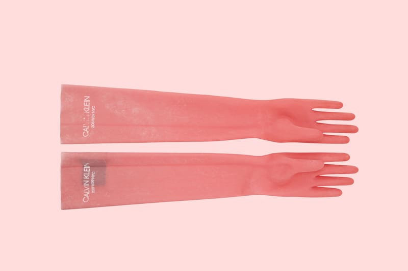 CALVIN KLEIN Just Dropped Pink Rubber Gloves – So That You Can Do Your Dishes in Style