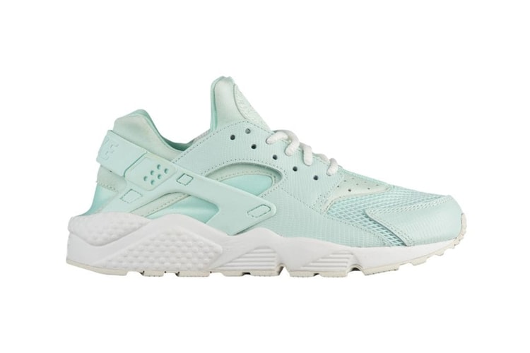 Nike's Air Huarache Just Dropped in a Dreamy "Igloo/Summit White"