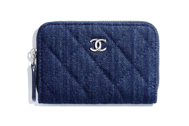 Chanel's Dainty Denim Coin Purse Is the Ultimate '90s Accessory