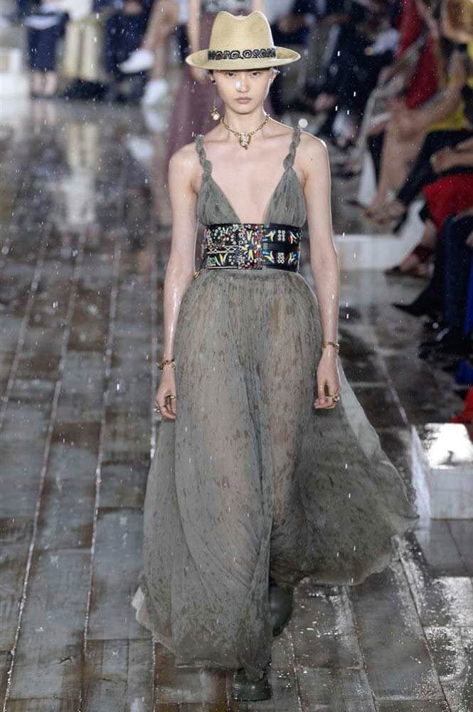 Christian Dior Resort 2019 Runway