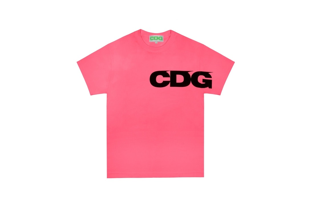 COMME des GARÇONS Breaking News CDG T Shirt Pink