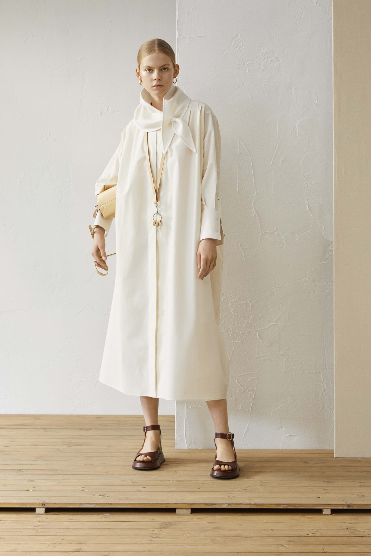Jil Sander Resort 2019 Collection Lookbook Coat White