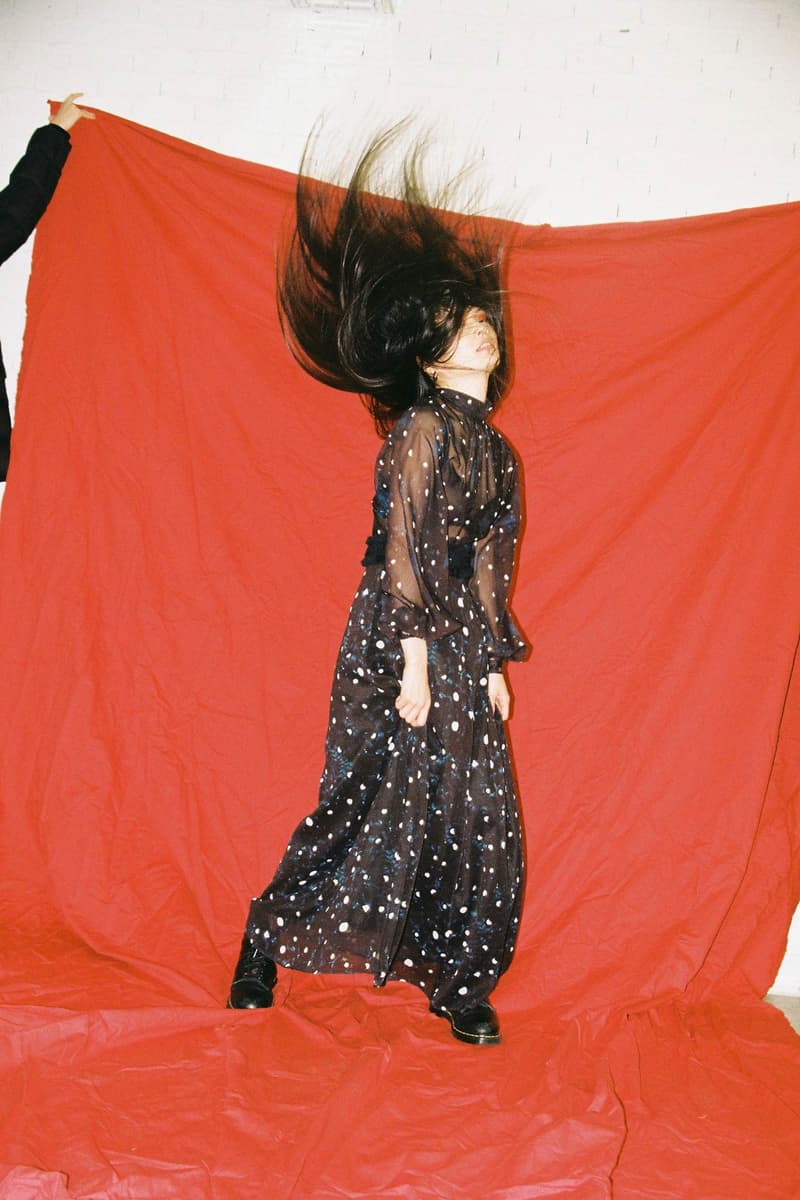 Kozue Akimoto Book Photos