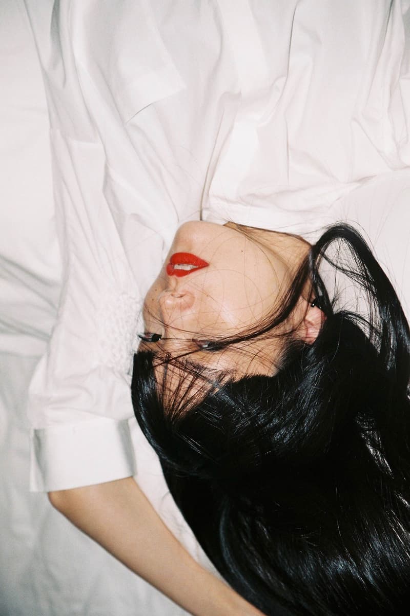 Kozue Akimoto Book Photos