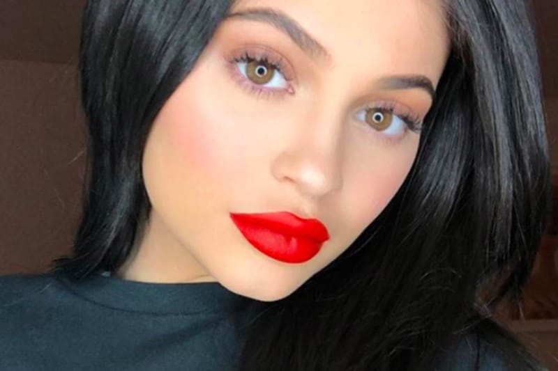 kylie lip kits red