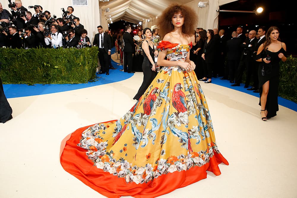 Met Gala 2018: Everything You Need to Know Where to Watch Met Gala Red Carpet Celebrities Fashion Anna Wintour Vogue Kim Kardashian Zendaya Selena Gomez Kylie Jenner Donatella Versace Rihanna Amal Clooney