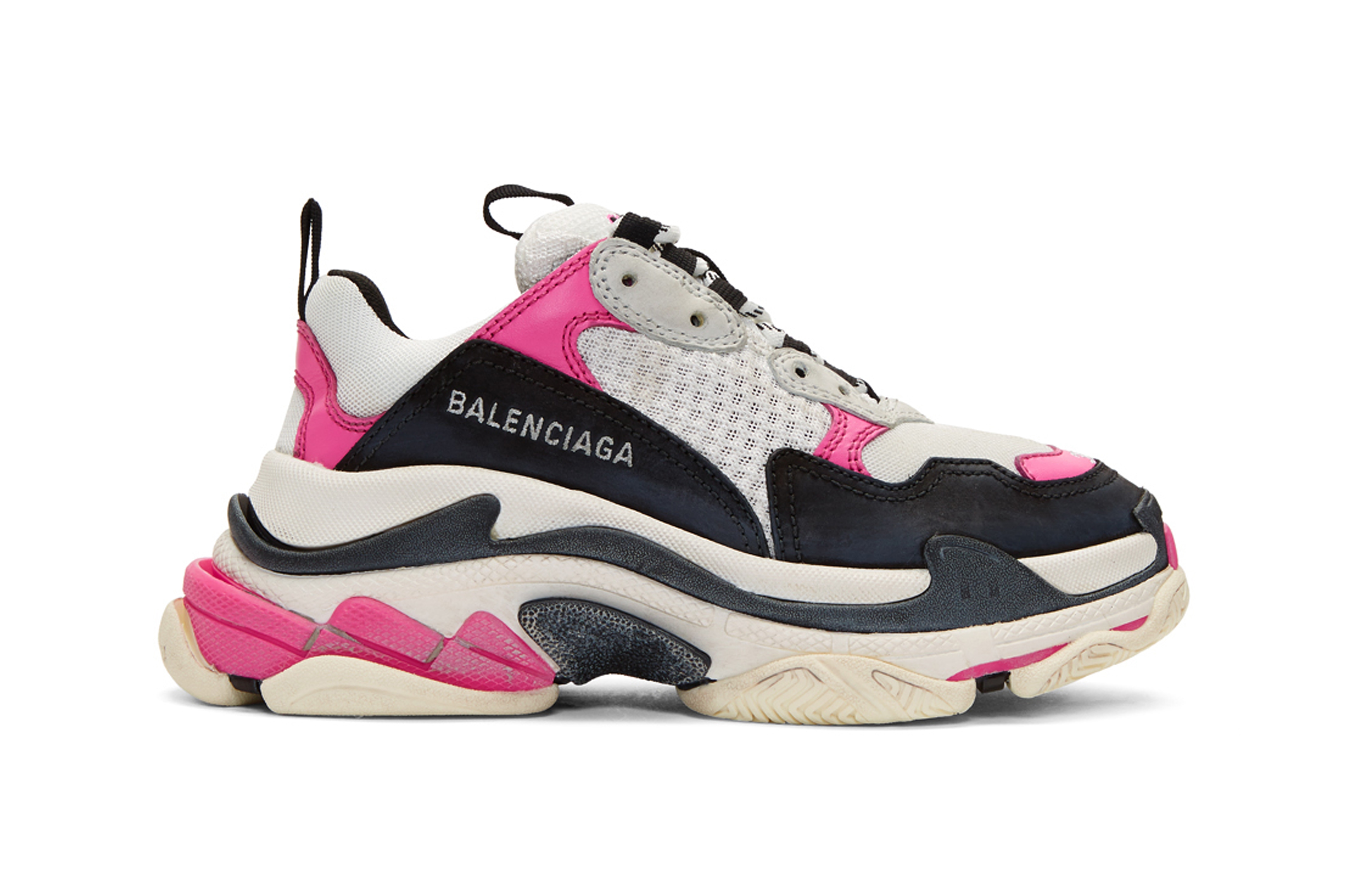 Balenciaga Triple-S Sneaker Pink/Black Restock Chunky Sneaker Dad Shoe Demna Gvasalia Trend