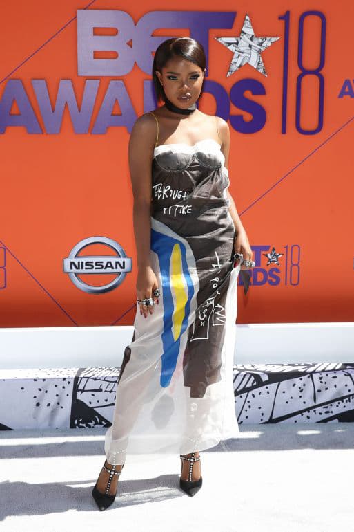 2018 BET Awards Red Carpet Ryan Destiny Dress White Black Blue