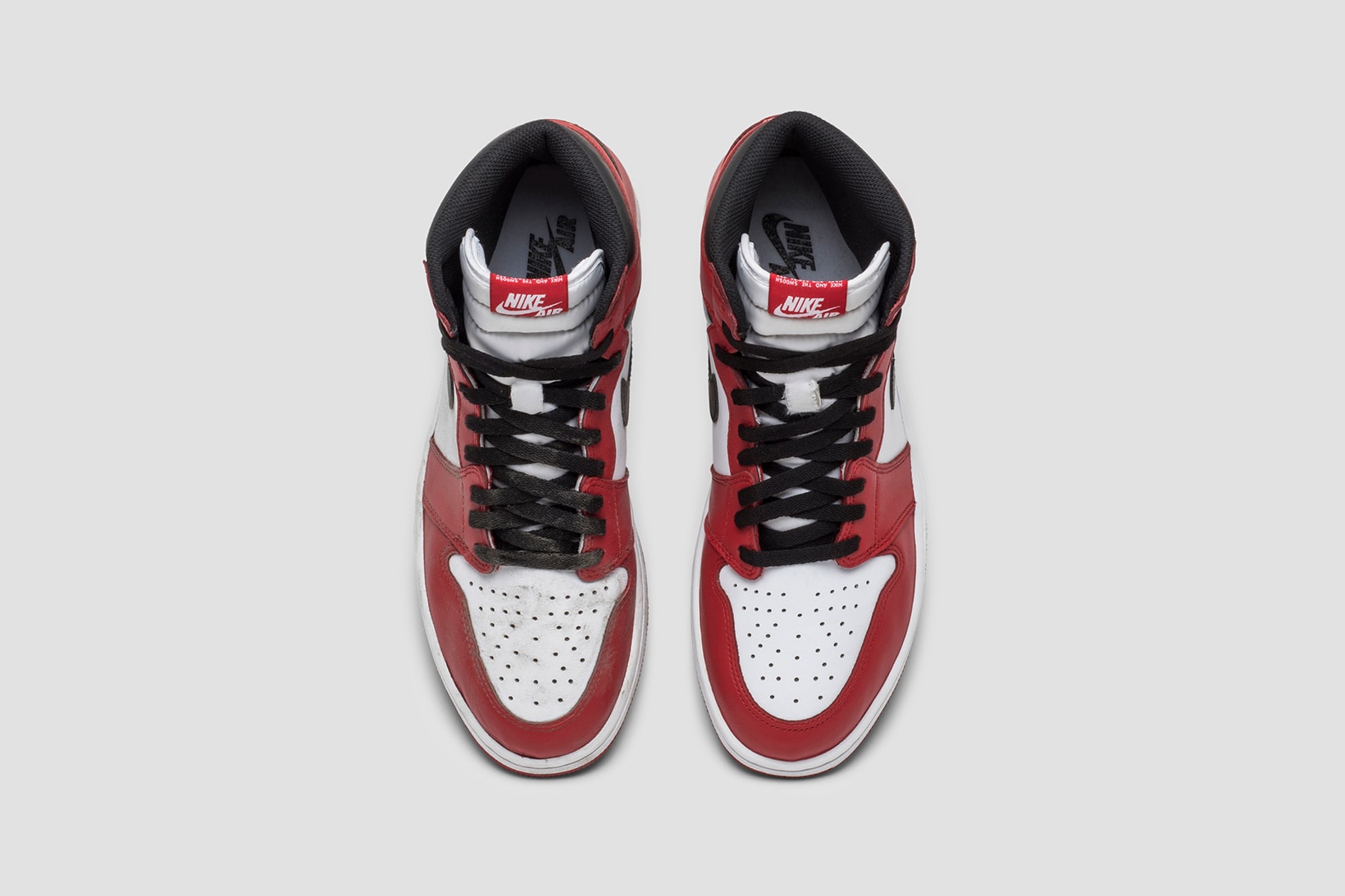 Nike Air Jordan 1 Retro High Chicago