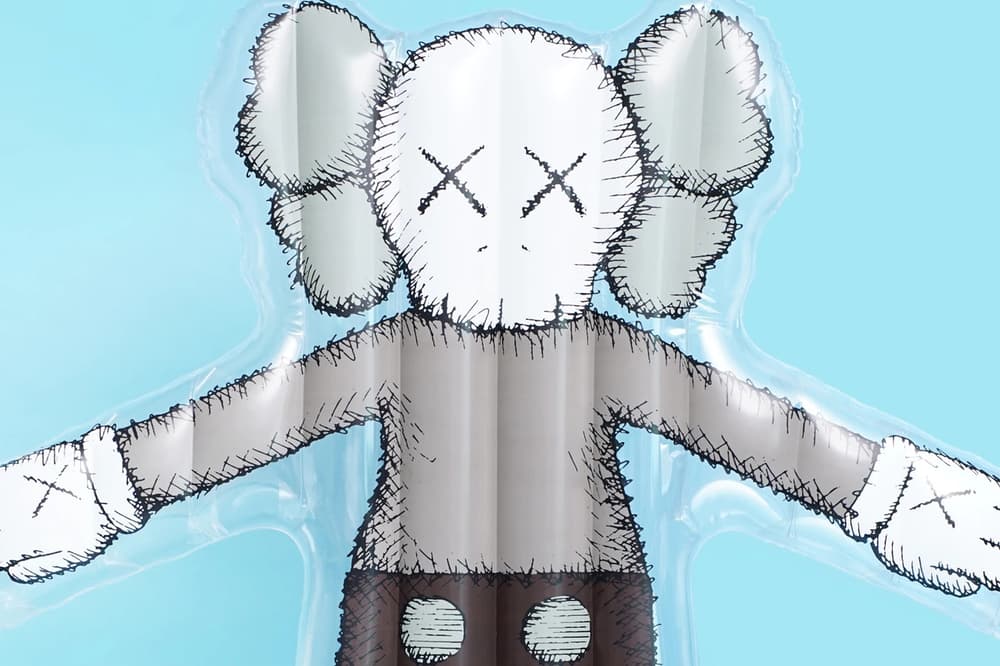 KAWS:HOLIDAY Seoul Seokchon Lake Korea Blow-Up Figurine