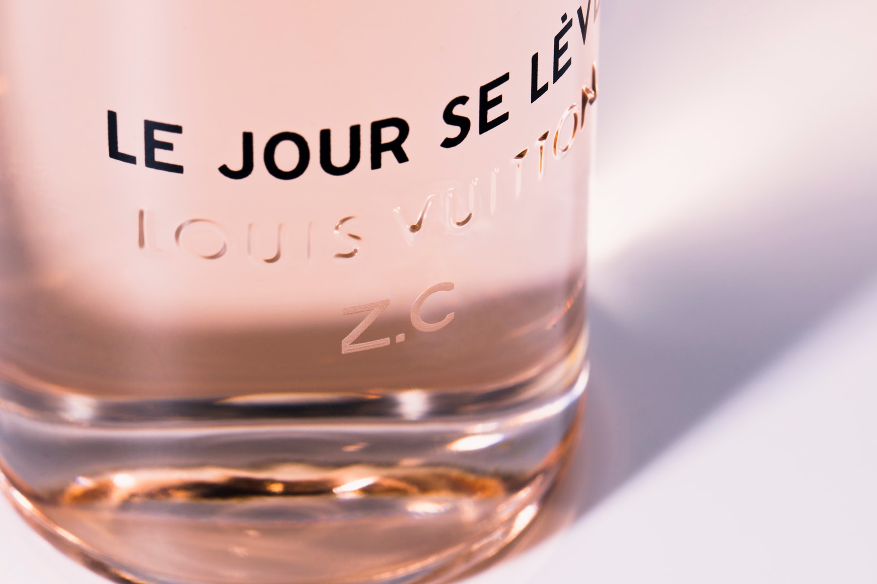 louis vuitton le jour se leve perfume fragrance scent custom bottle review Jacques Cavallier Belletrud