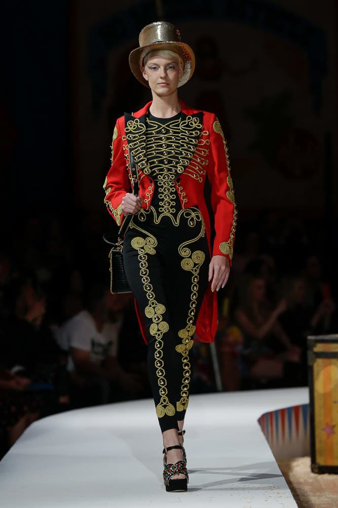 moschino jeremy scott spring 2019 collection los angeles circus violet chachki rupaul drag race queen
