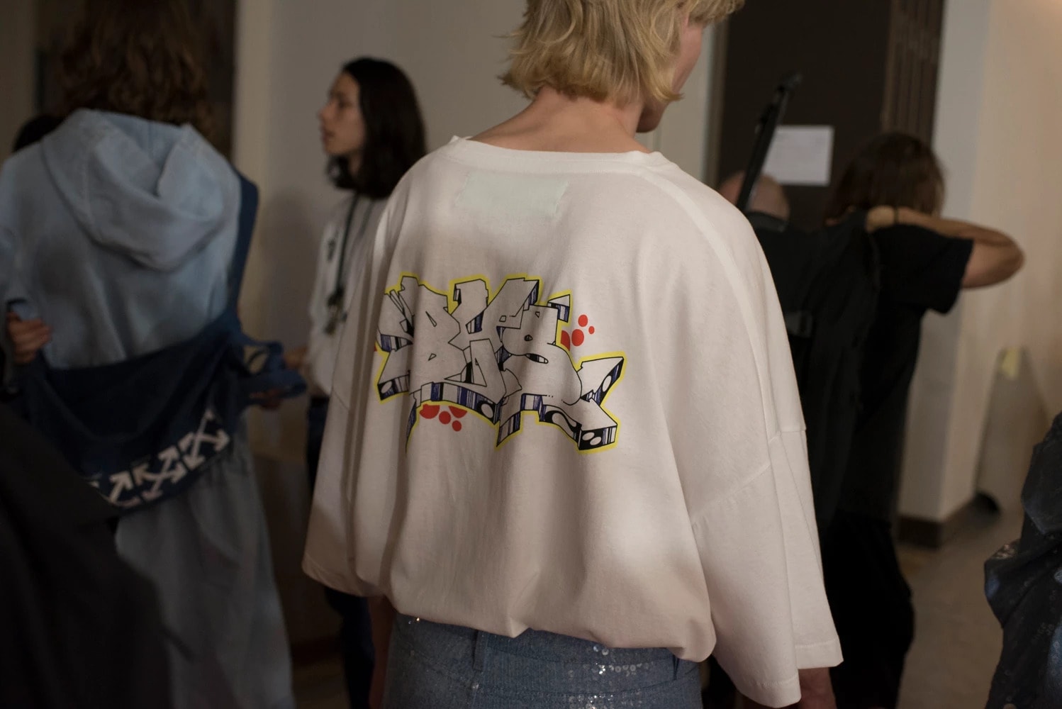 Off-White Virgil Abloh Menswear Spring/Summer 2019 Paris Fashion Week Men's Collection Backstage T-shirt White