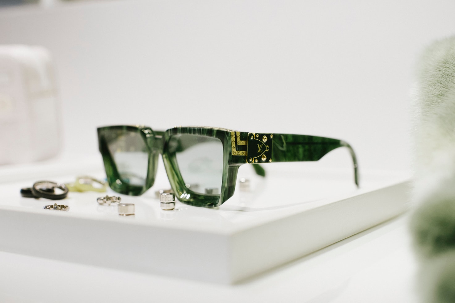 Virgil Abloh Louis Vuitton Spring/Summer 2019 Glasses Green