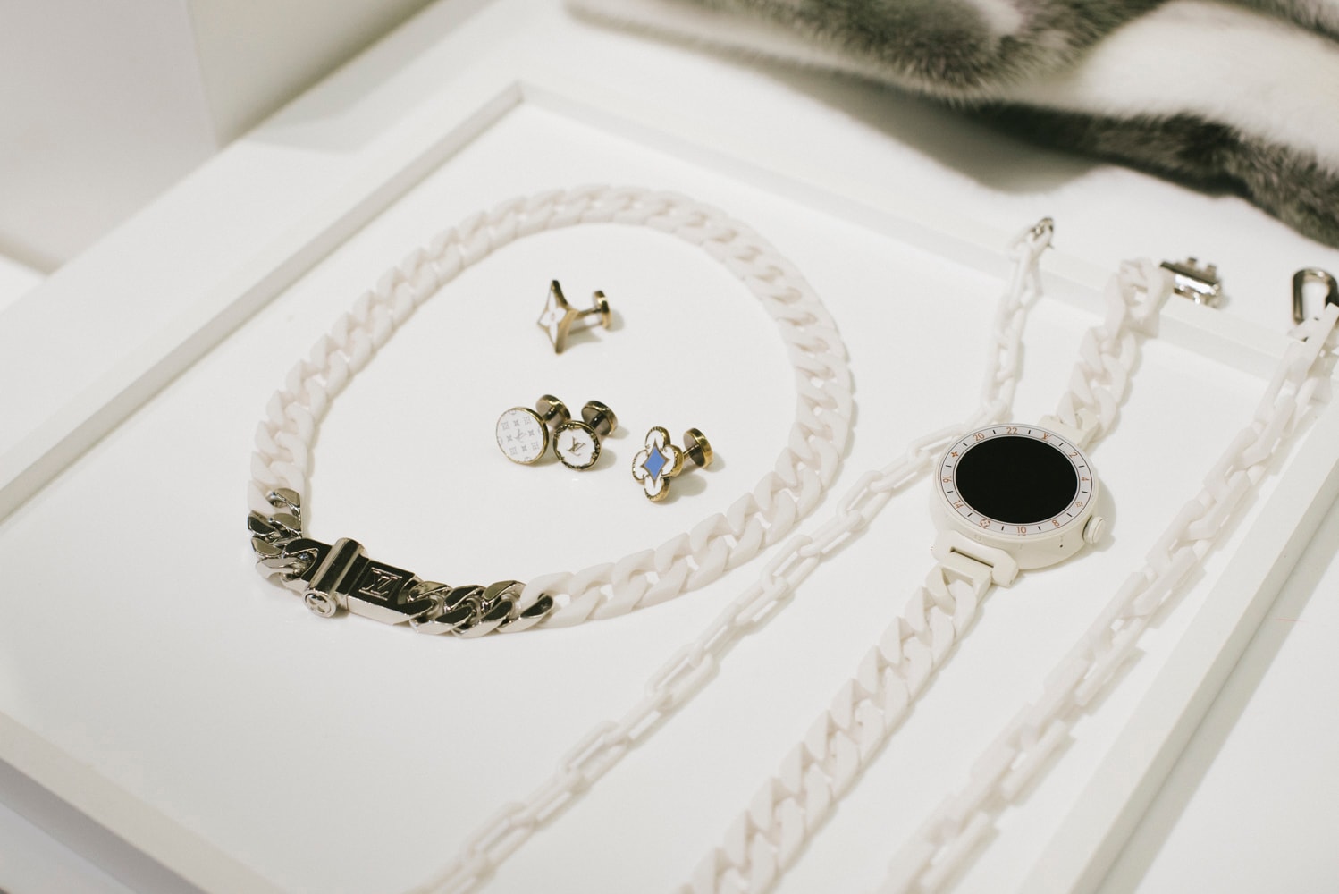 Virgil Abloh Louis Vuitton Spring/Summer 2019 Necklace Cufflink White