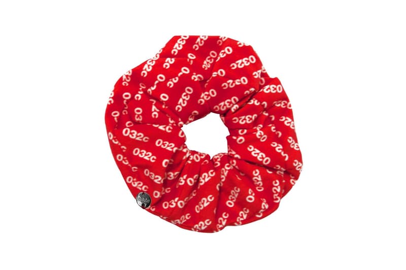 032c Velvet Scrunchie Red