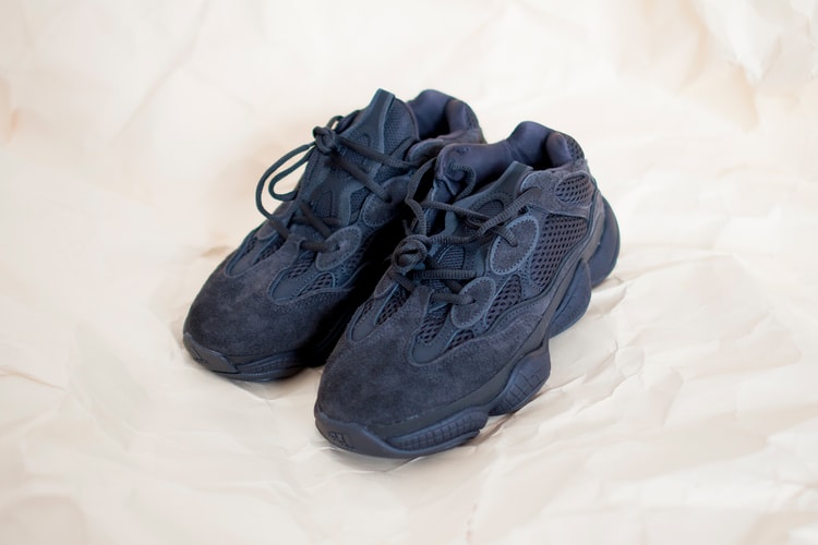 Unboxing the adidas YEEZY 500 "Utility Black"