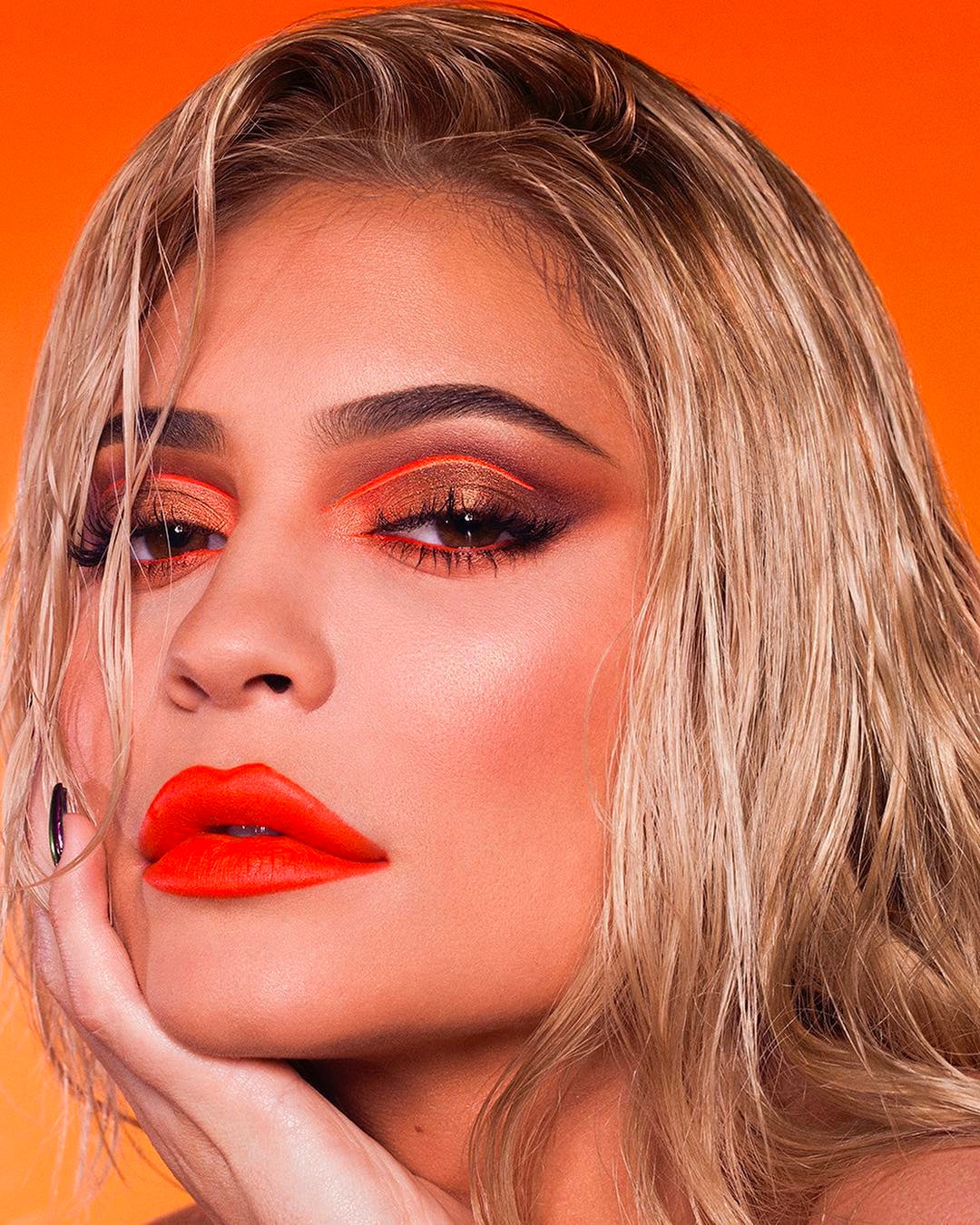 Kylie Jenner Summer Cosmetics July 13 Eyeshadow Palette Orange Lipstick Eyeliner Bronze Makeup Beauty