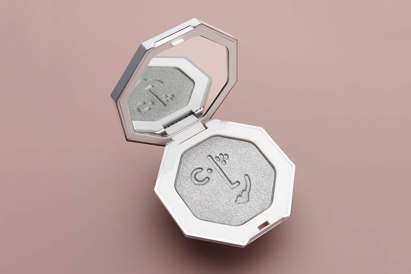 Fenty Beauty The beauty guru shares a condensed 7-step, travel-friendly routine Diamond Ballout Killawatt Highlighter