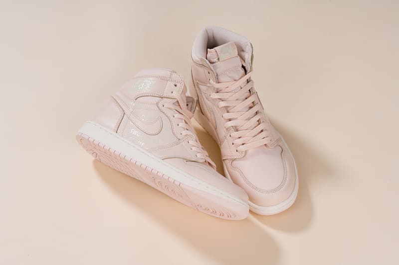 Air Jordan 1 Retro High Guava Ice leather vinyl livestock