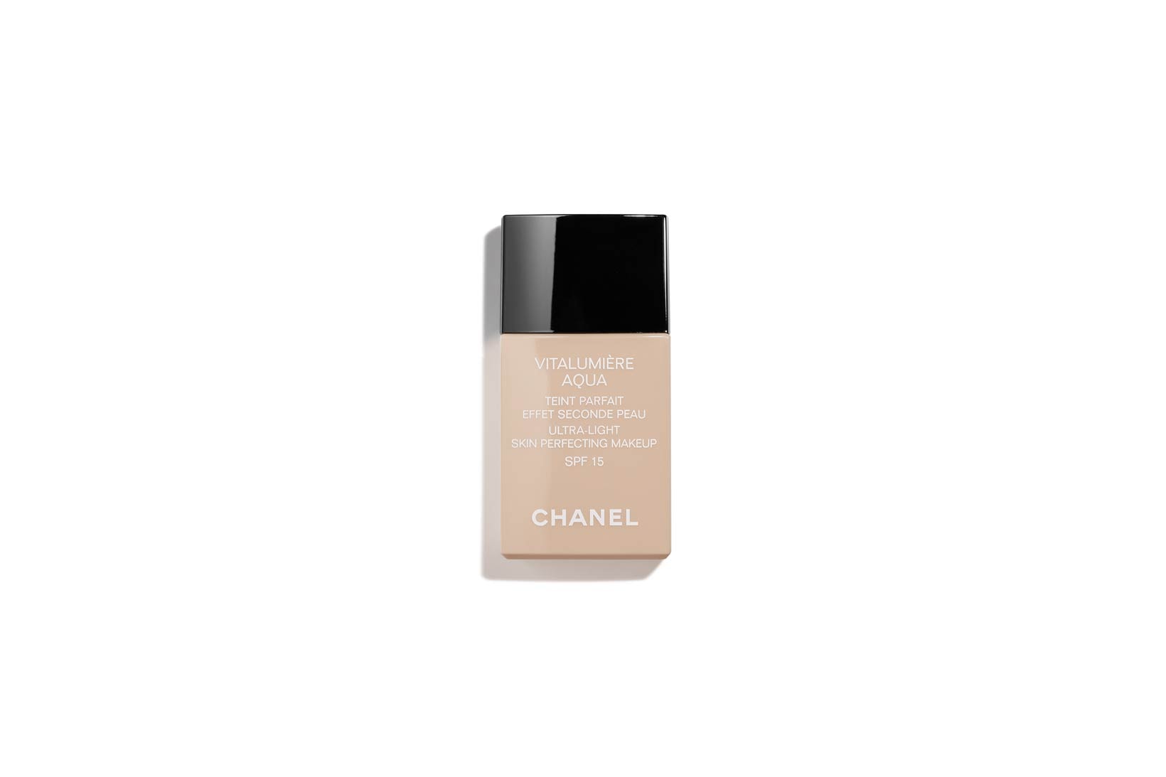 Chanel Vitalumiere Aqua Ultra-Light Skin Perfecting Makeup SPF 15 - #20  Beige 30 ml / 1 oz
