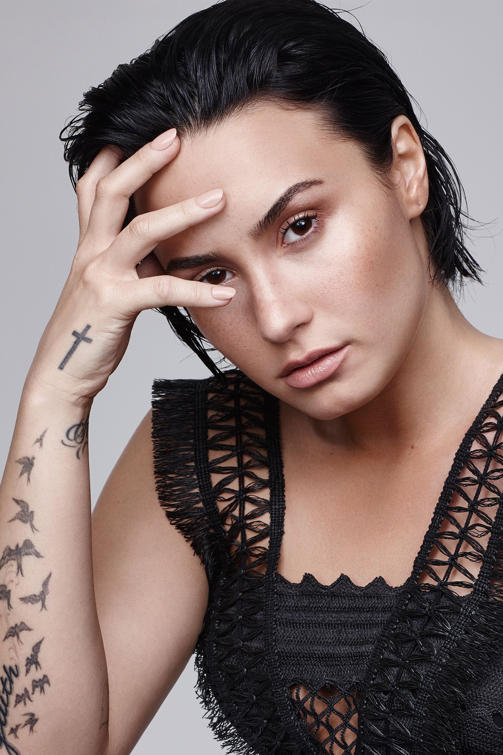 Demi Lovato Heroin Overdose Statement Drugs Mental Health Addiction Note Fans