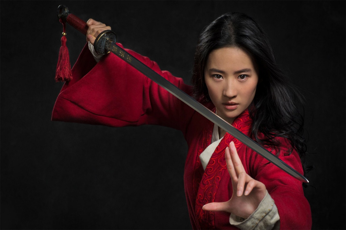 Disney Mulan Live Action Remake Movie Entertainment Actress Preview First Look