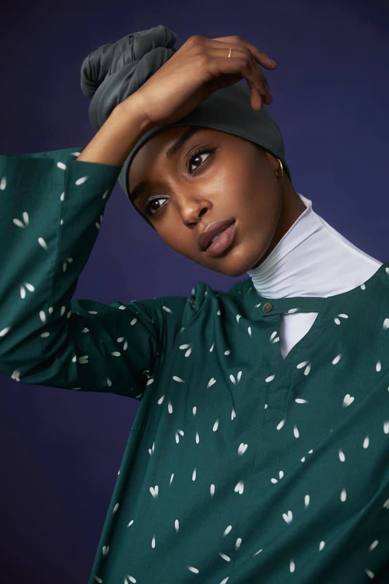 Hana Tajima for Uniqlo Fall/Winter 2018 Collection HPJ Stole Grey AIRism High Neck T-shirt Tan Flare Print Blouse Green