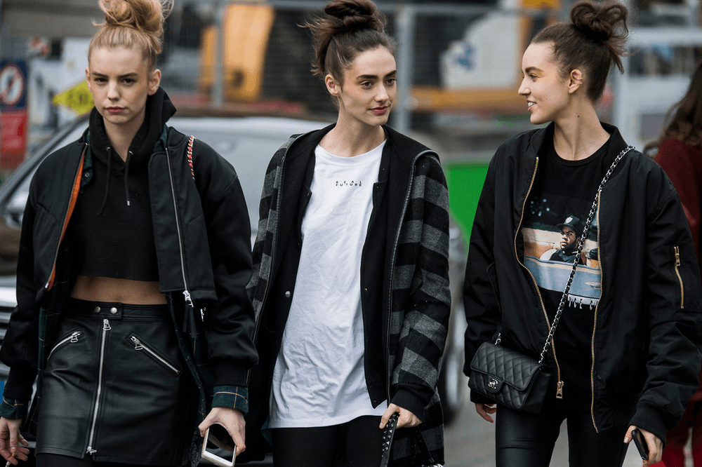 Paris Fashion Week Fall Winter 2018 Women Street Style