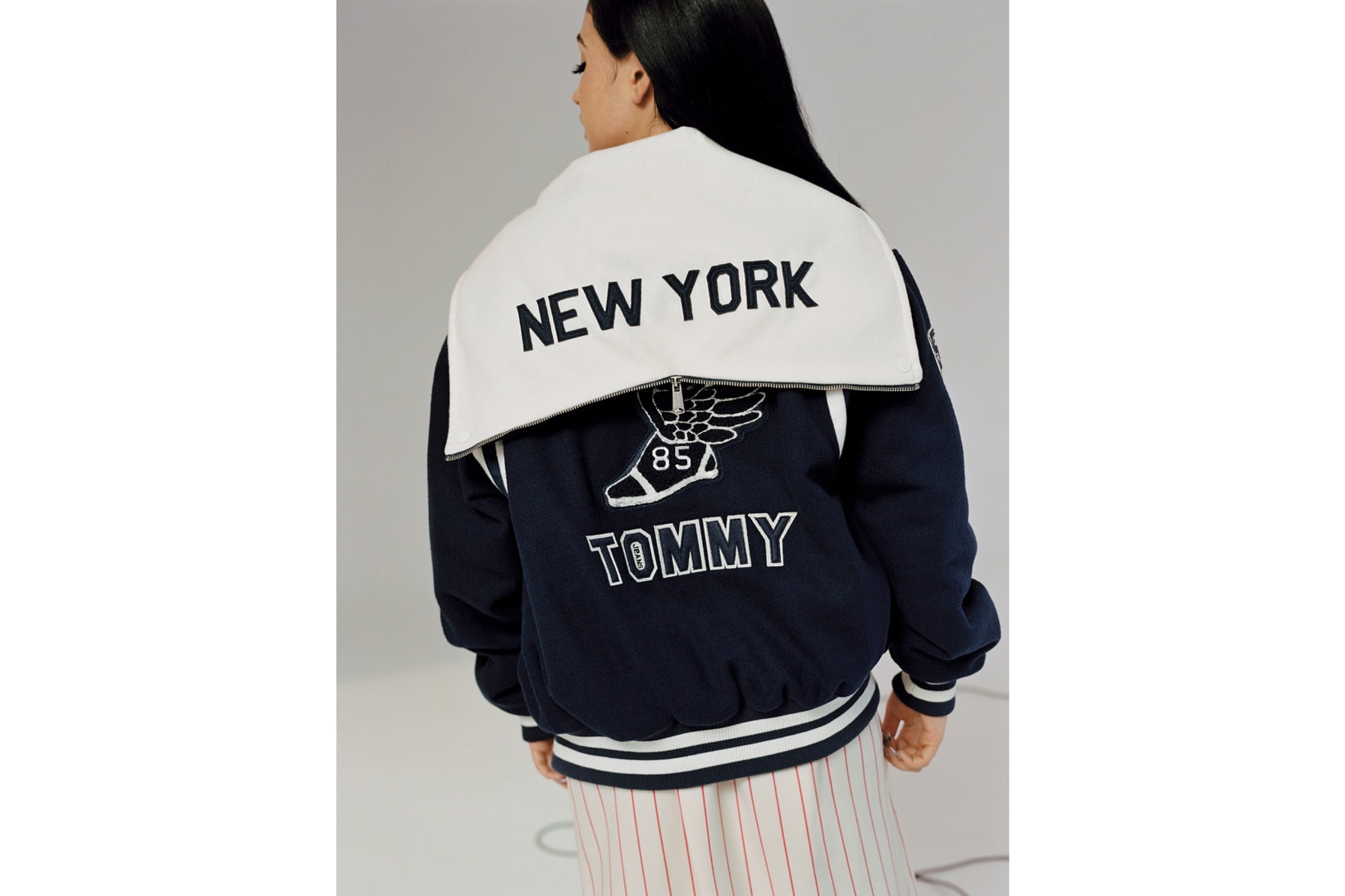 Tommy Jeans Fall/Winter 2018 Campaign Mabel Hooded Varsity Bomber Navy White