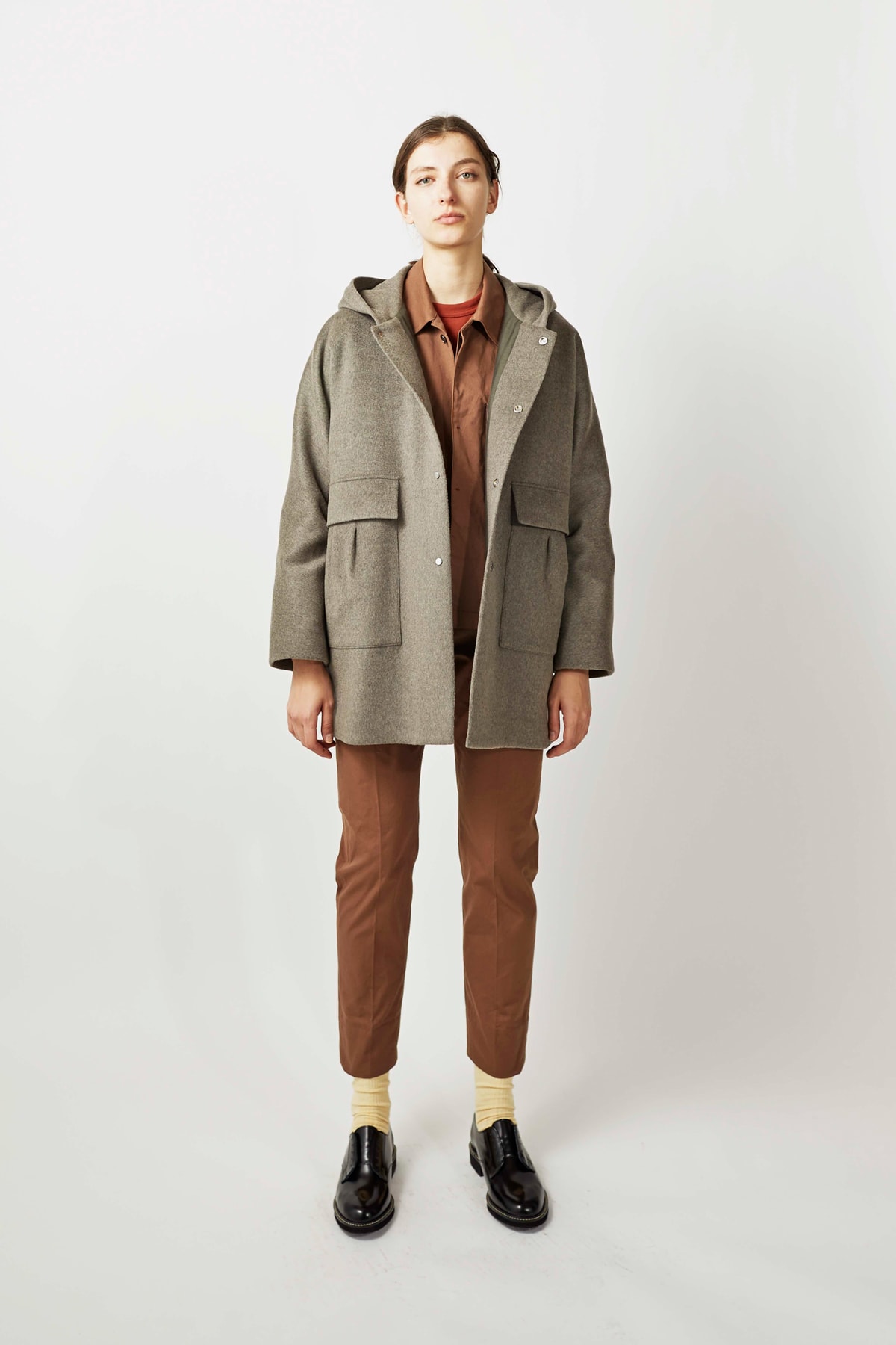 undecorated Fall/Winter 2018 Lookbook Coat Tan Top Trousers Brown