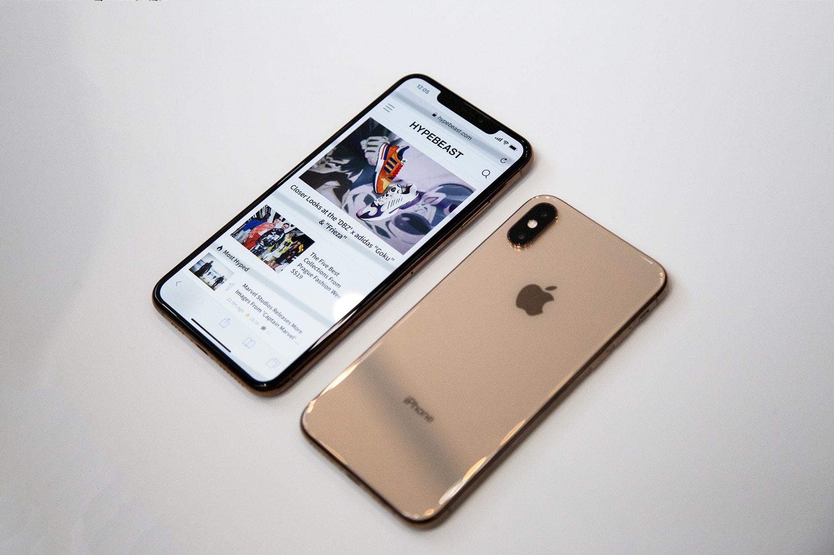 Apple 2018 iPhone XS XS Max XR
