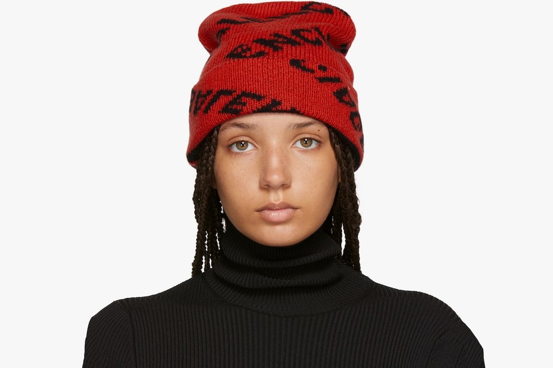 Balenciaga Cozy Logo Beanie in Red and Black | Hypebae display picture 1