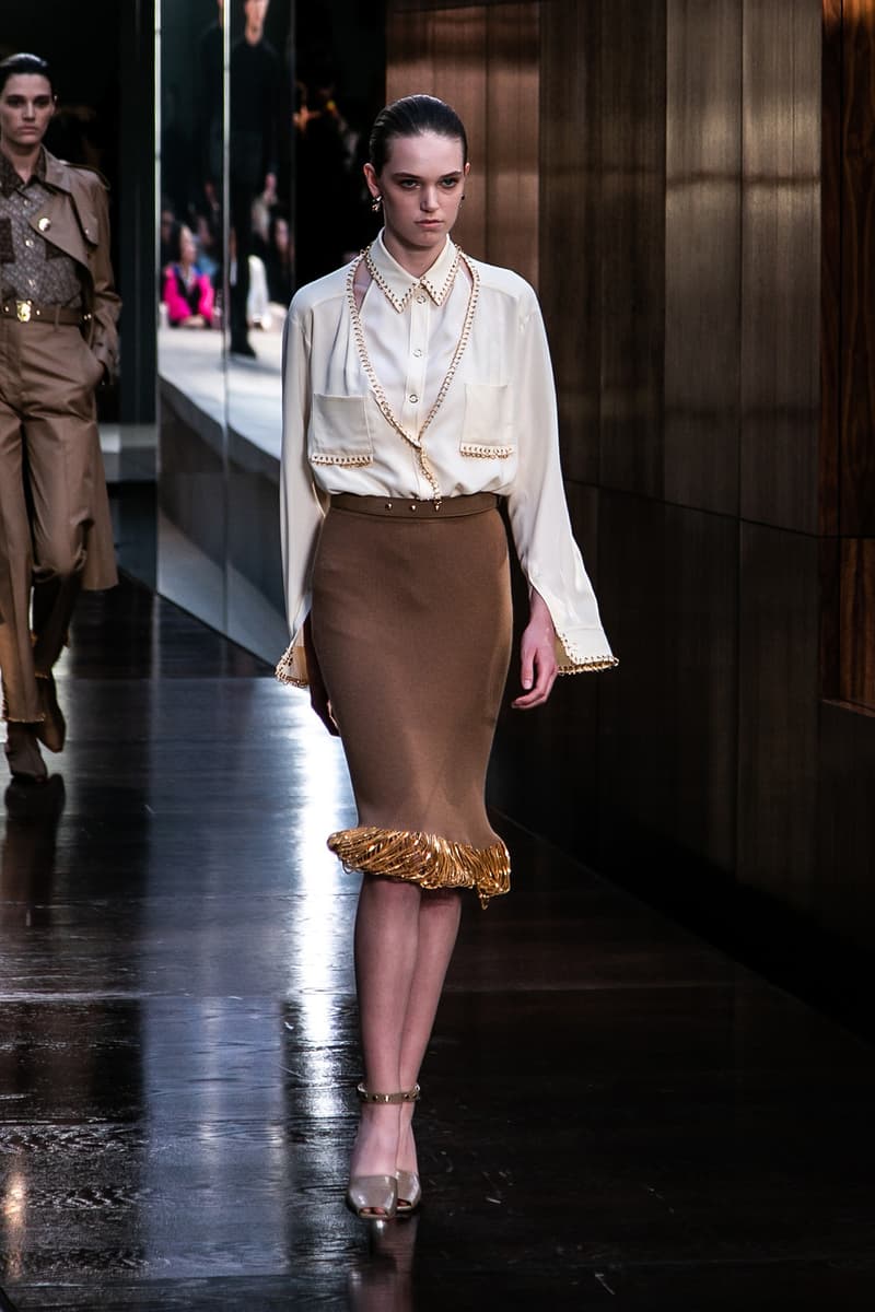 Riccardo Tisci Burberry Debut Runway Show SS19 White Shirt Brown Skirt