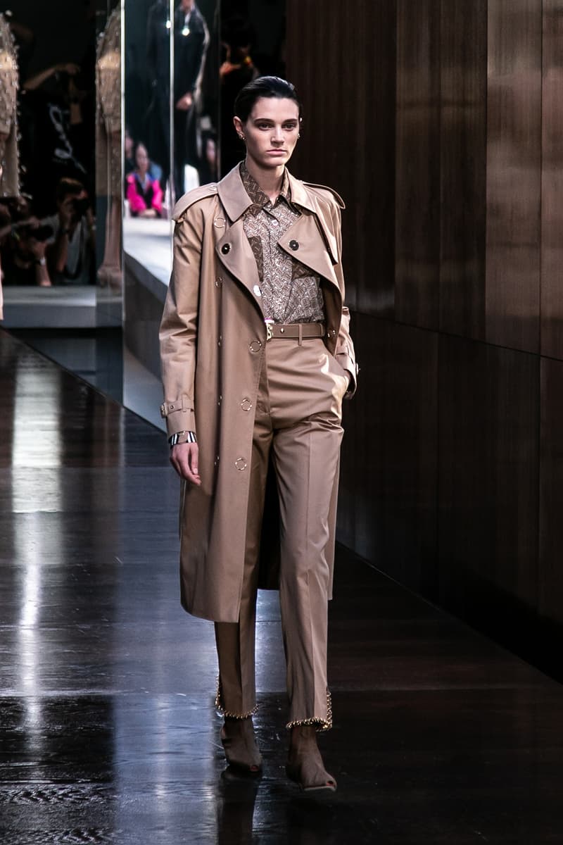 Riccardo Tisci Burberry Debut Runway Show SS19 trench coat