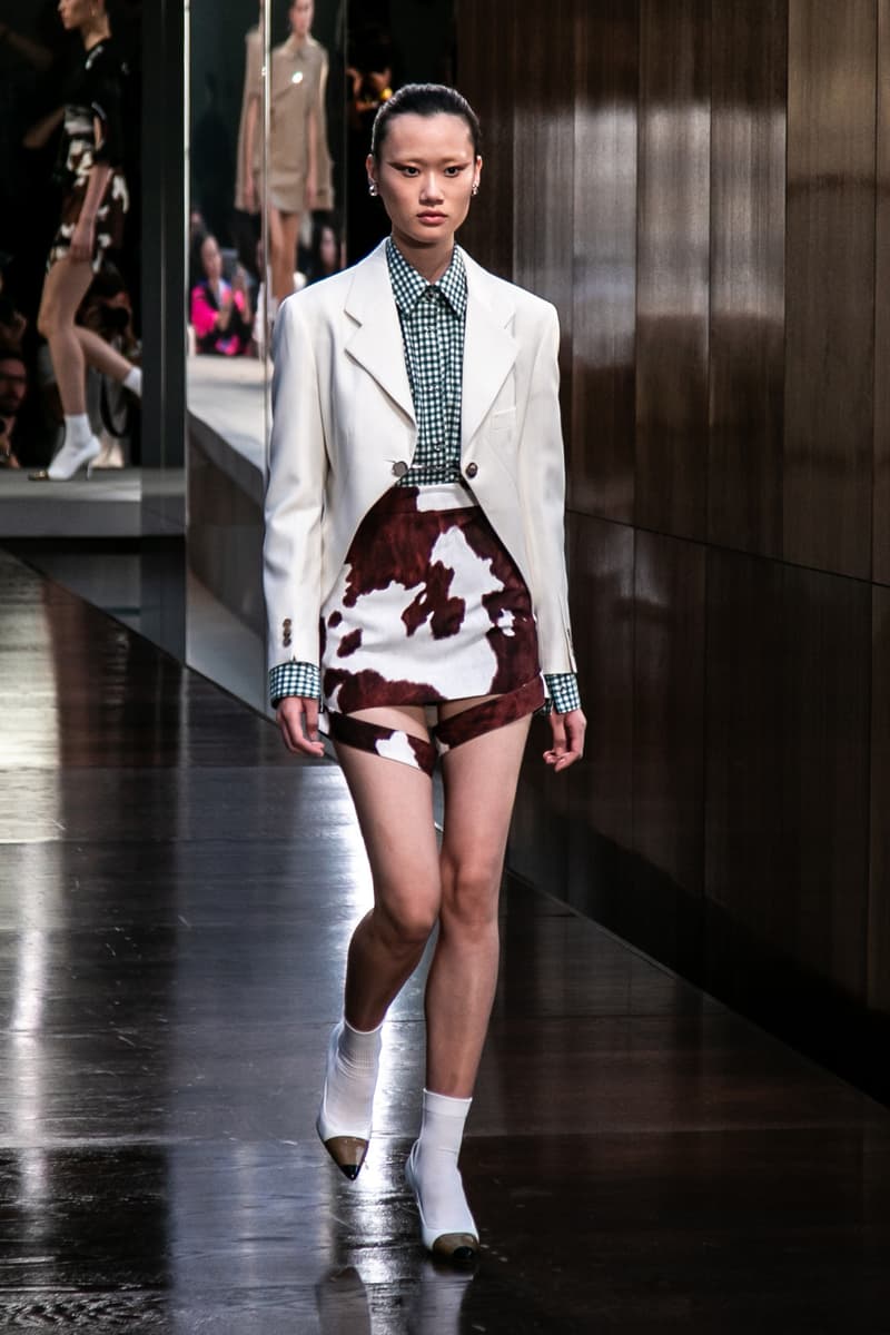 Riccardo Tisci Burberry Debut Runway Show SS19 Cow Shorts White Jacket