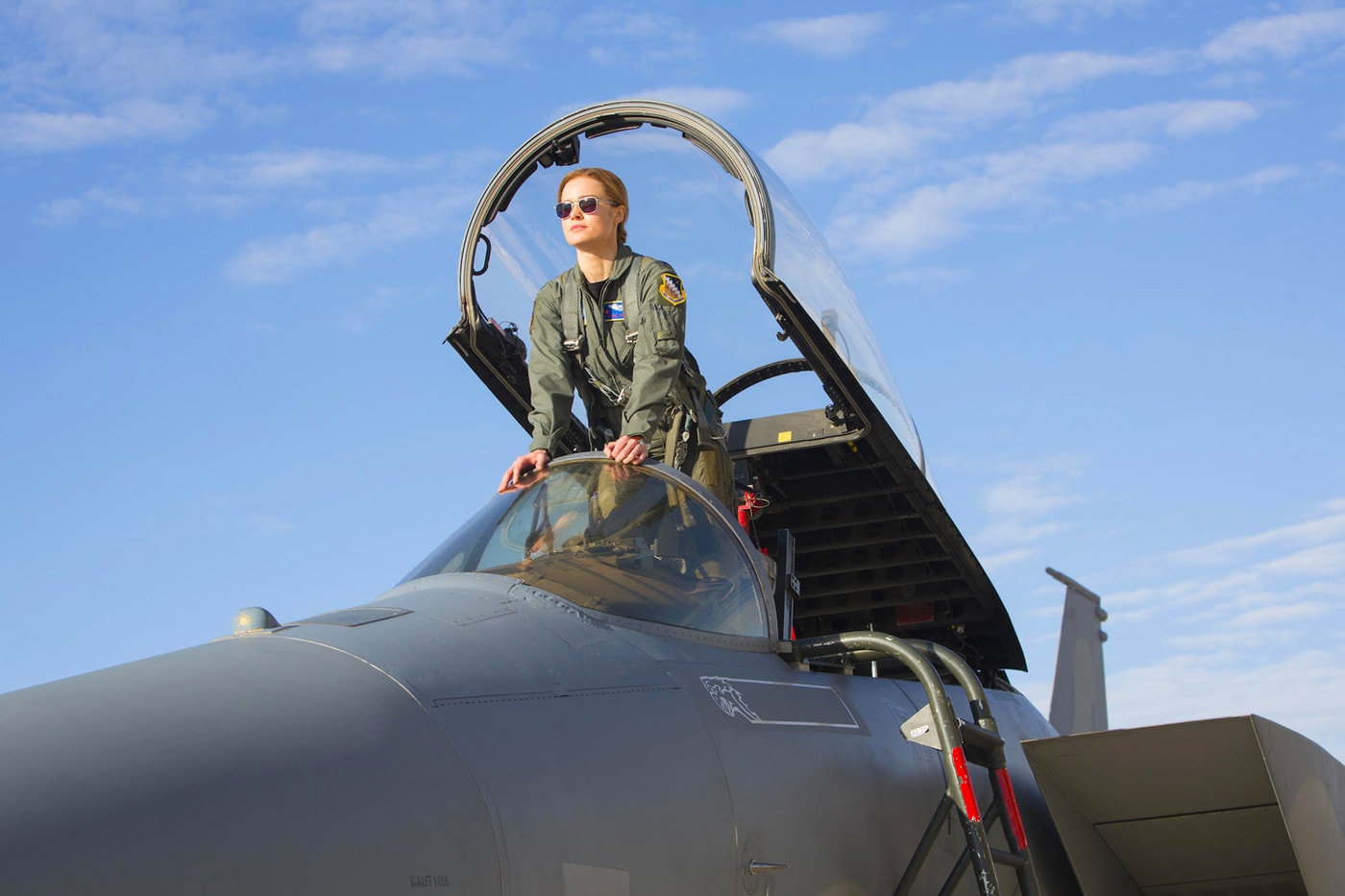 Brie Larson Captain Marvel First Look Photos Images Jude Law First Look