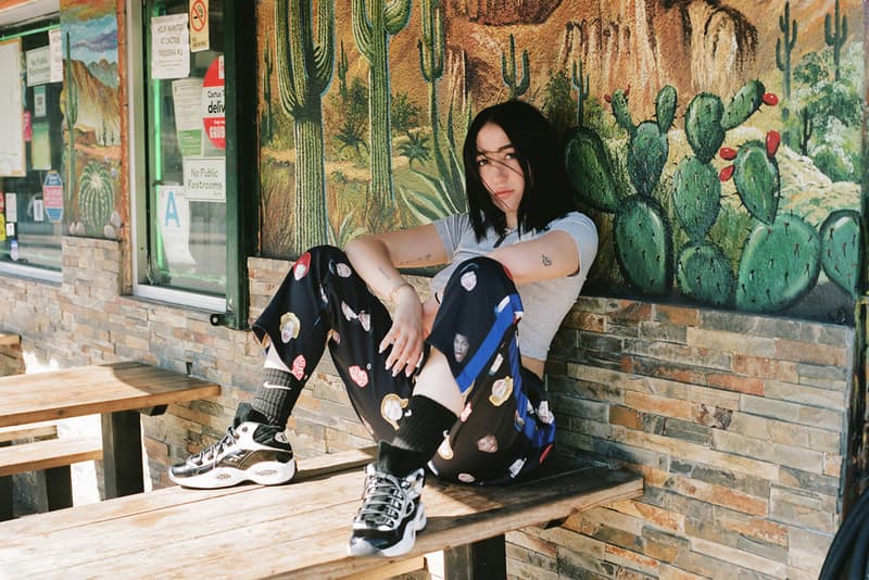 Noah Cyrus Top Grey Graphic Pants Navy