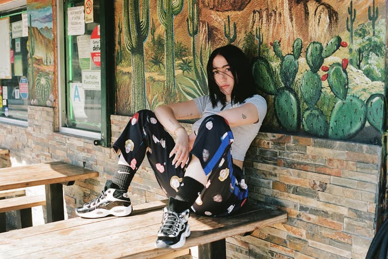 Noah Cyrus Top Grey Graphic Pants Navy