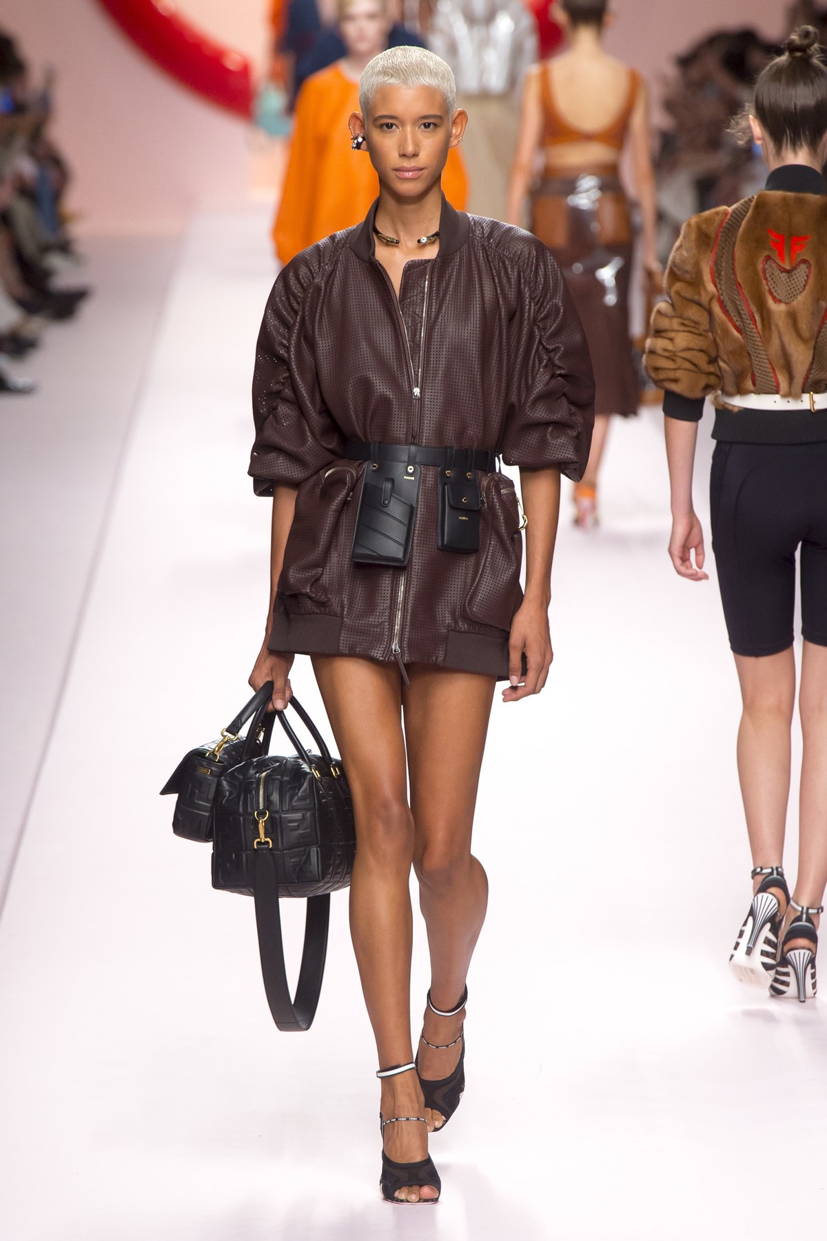 Fendi Karl Lagerfeld Spring Summer 2019 Milan Fashion Week Show Collection Coat Brown Belt Bag Black