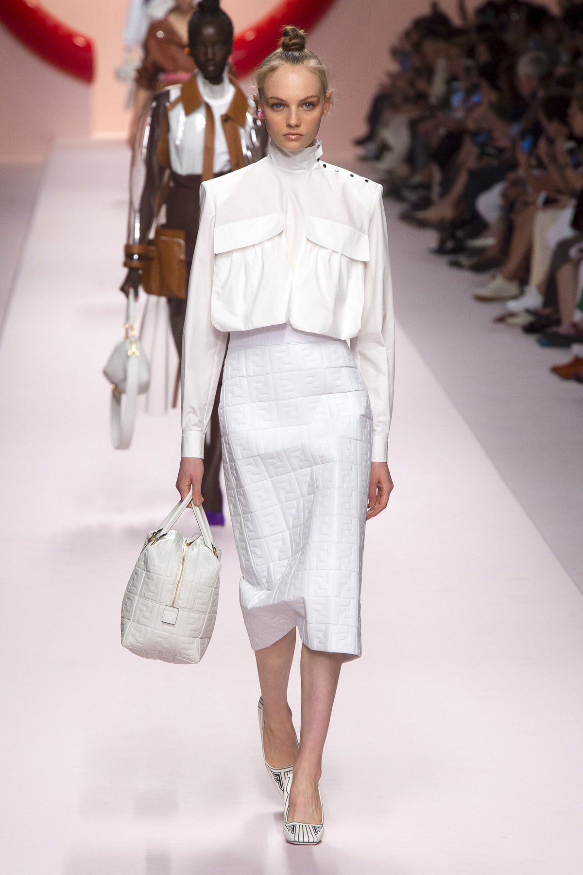 Fendi Karl Lagerfeld Spring Summer 2019 Milan Fashion Week Show Collection Jacket Skirt Handbag White