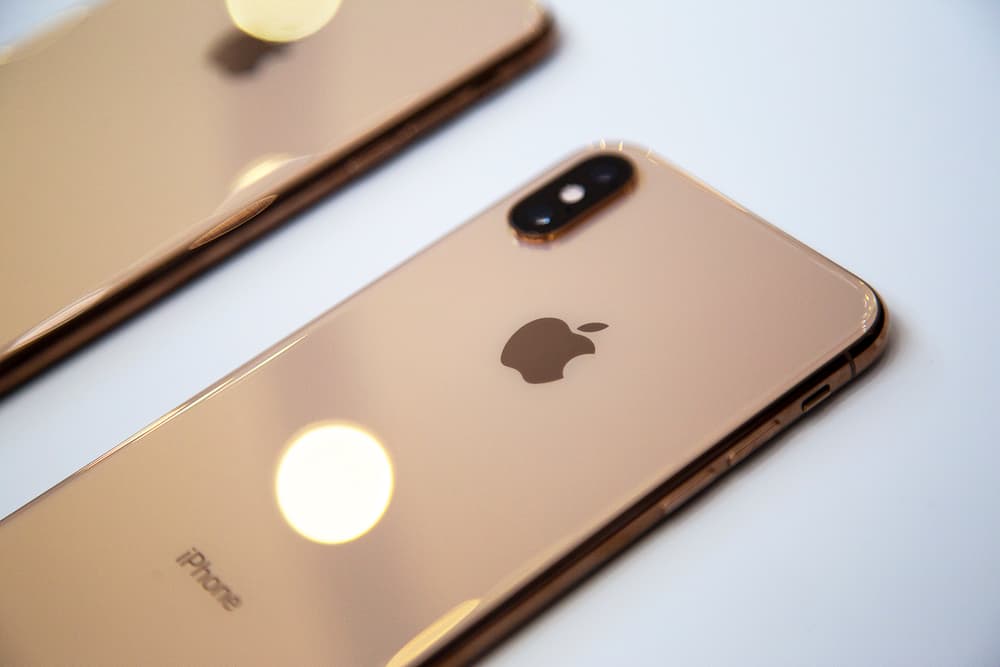 iPhone XS Max Worth it Buy Now Comparison Apple iPhone Phone New Product Release COlor