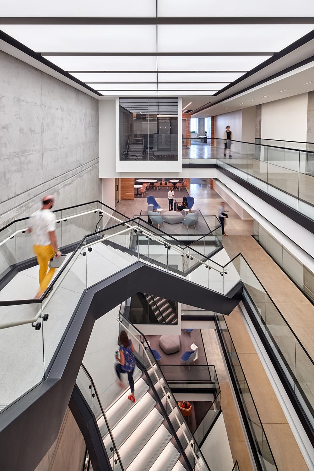 McDonald's $250 Million USD HQ in Chicago Restaurant Mc Cafe Space Food Environment Hamburger University