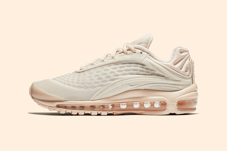 Peach Tones Cover Nike's Air Max Deluxe SE