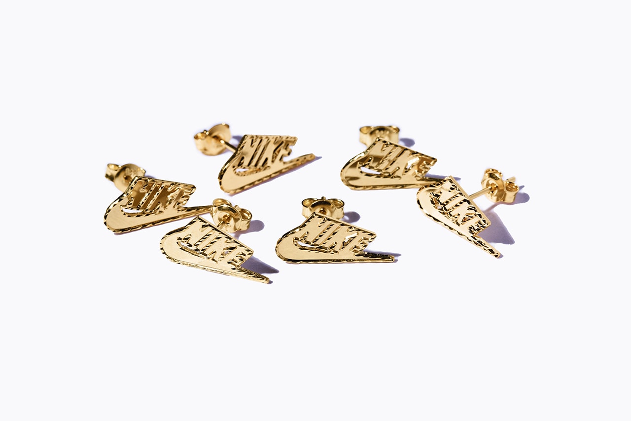 Supreme x Nike Fall Winter 2018 Collection Gold Swoosh Earrings