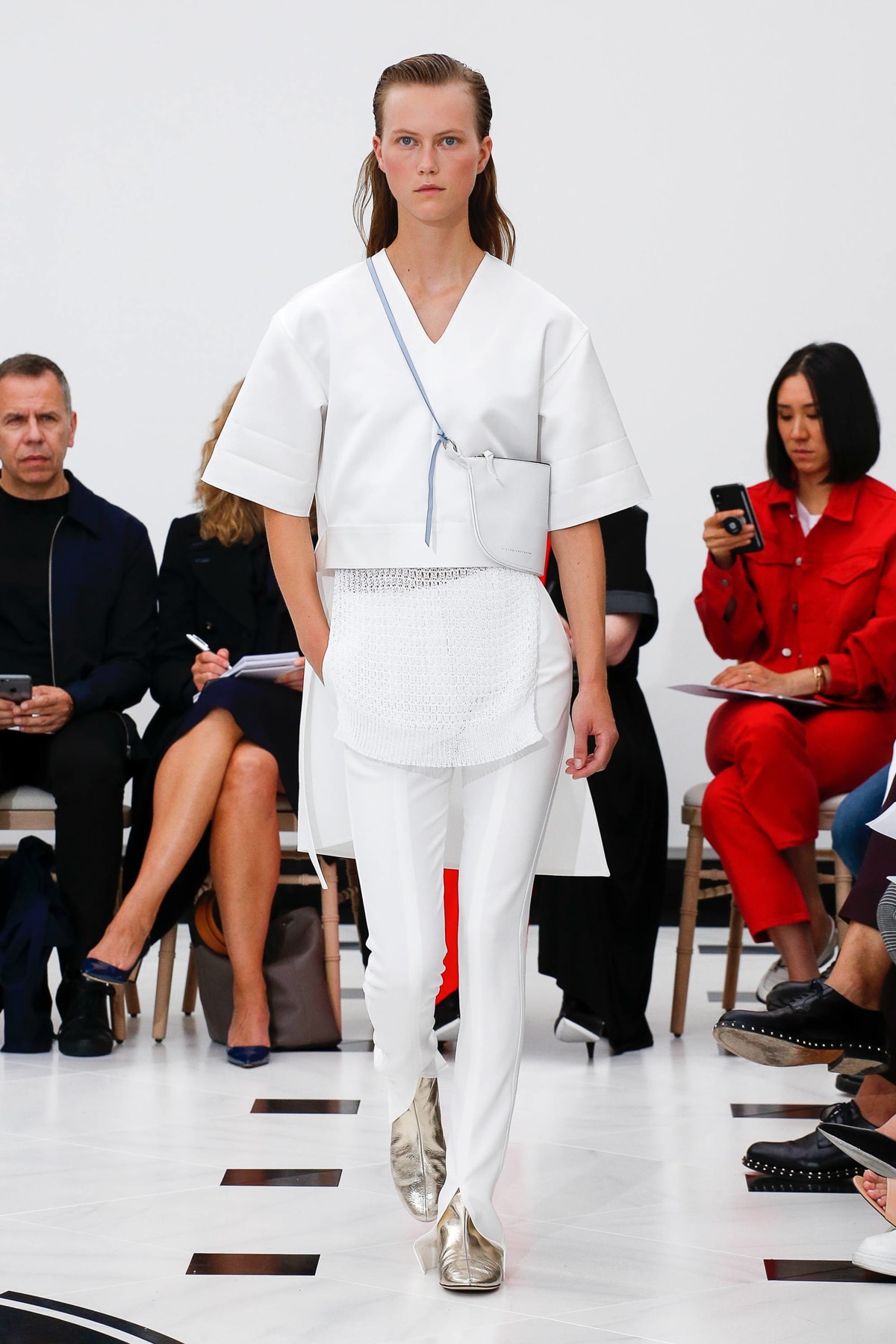 Victoria Beckham Spring Summer 2019 London Fashion Week Show Collection Jacket Trousers White